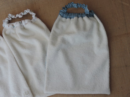 Bavoir réversible éponge écru et coton à motif - Personnalisable