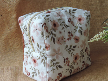 Joli trousse de toilette, intérieur enduit