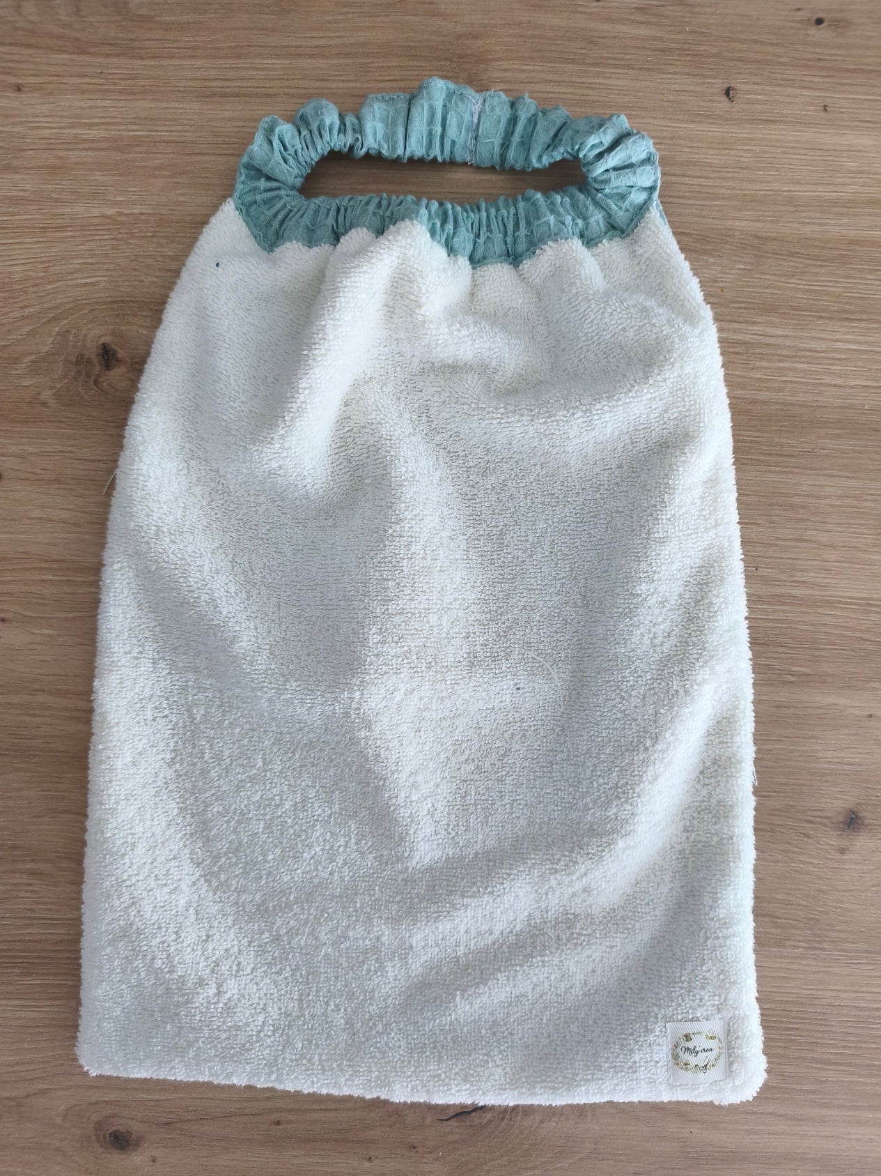 Bavoir réversible éponge écru et coton à motif - Personnalisable